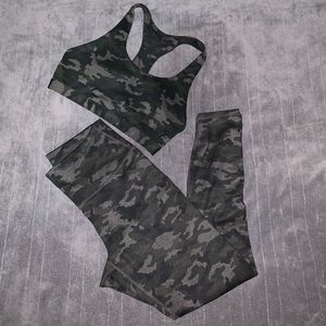 Fabletics Matching Camo Bra & Legging Set